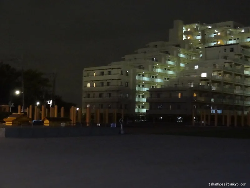 武蔵国府跡（国司館地区）史跡広場「国司館と家康御殿史跡広場」（東京都府中市）夜間ライトアップされていない