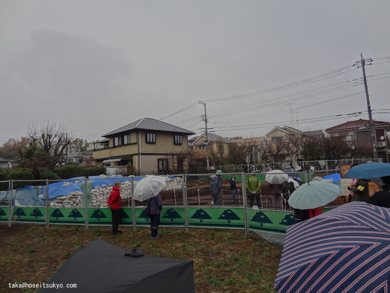 『橘樹郡家跡第32次調査現地見学会』見学会の様子