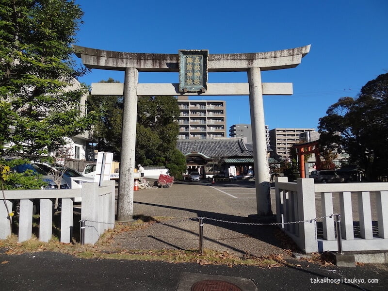 五社神社・諏訪神社｜南口鳥居