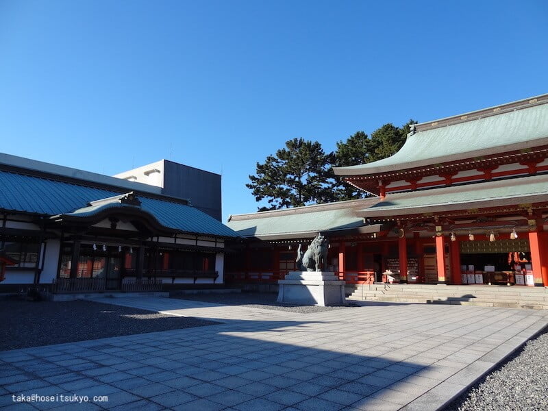 五社神社・諏訪神社｜社殿の左側