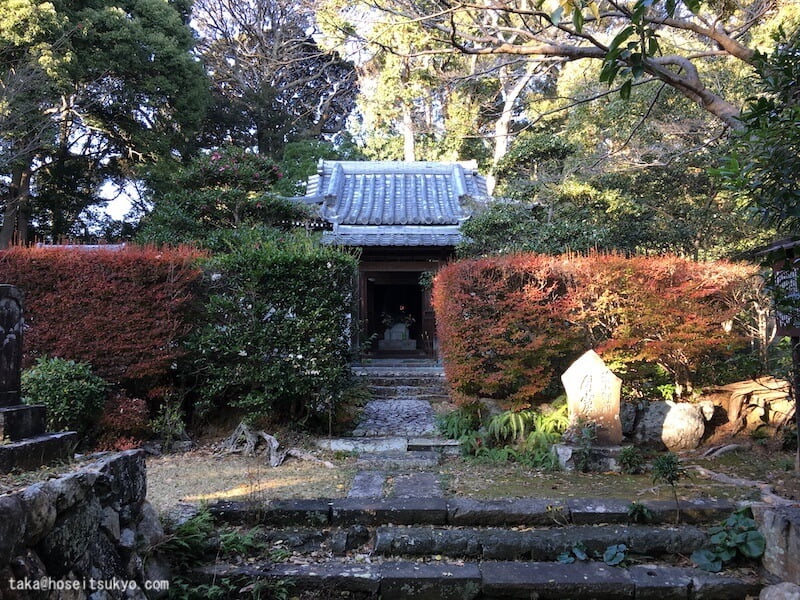 西来院・月窟廟（入口概観）