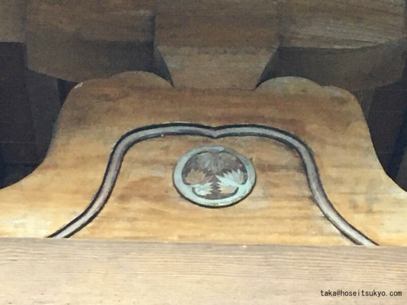 西来院・月窟廟（葵の御紋）