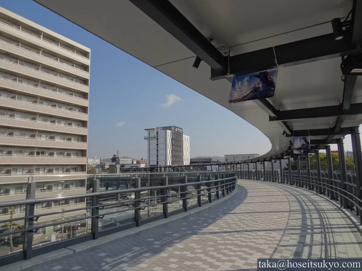 東岡崎駅ペテストリアンデッキ連絡通路