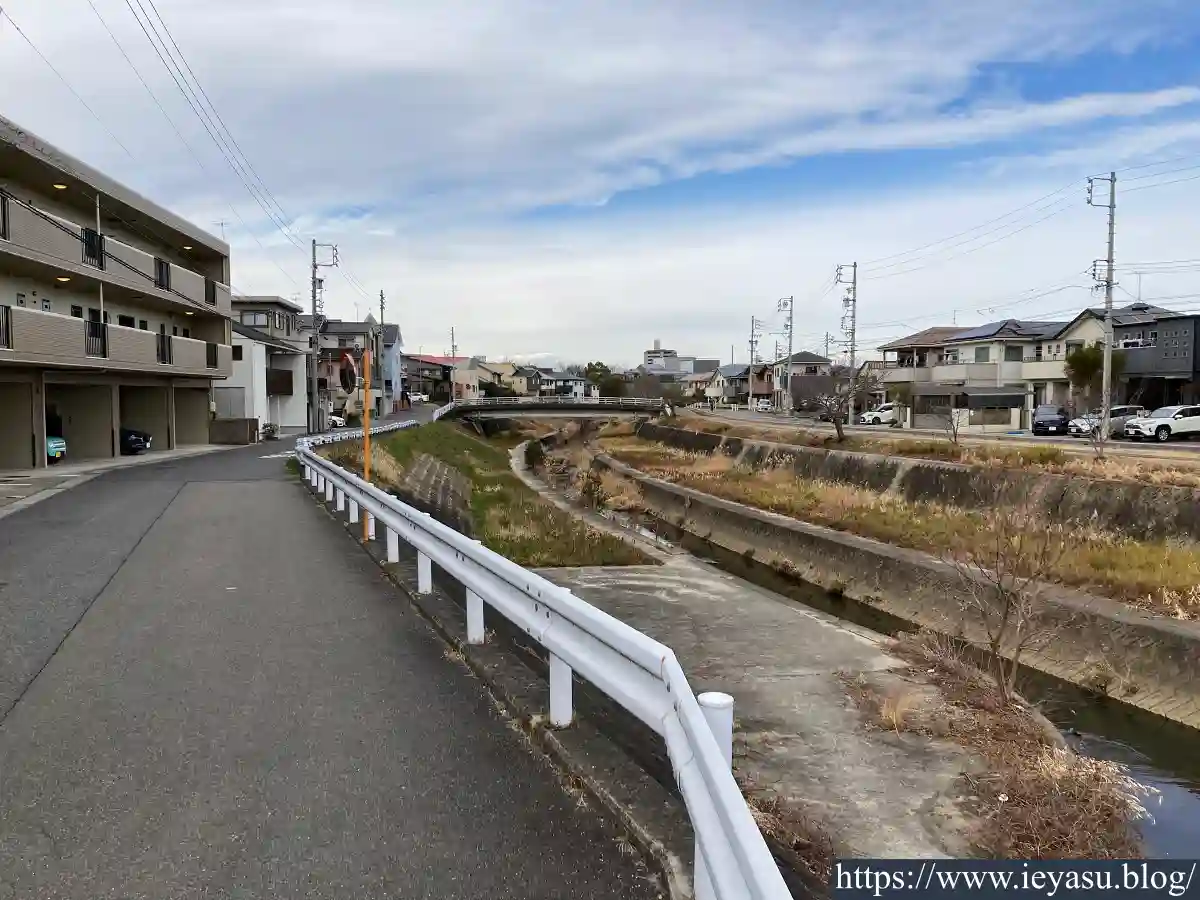 香流川（御旗山付近）